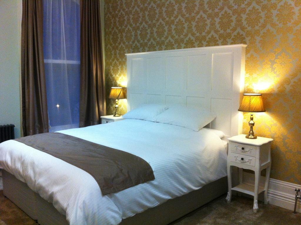 Harpers Belfast Room photo
